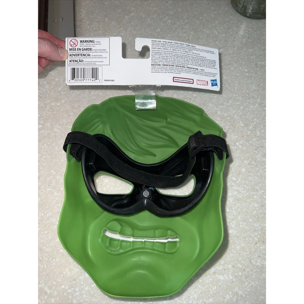 NWT The Incredible HULK Marvel Avengers Hasbro Green Dress Up Play Mask Costume